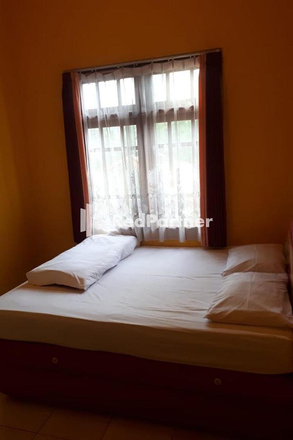 Bromo Indah Lestari Homestay RedPartner Pasuruan Extérieur photo