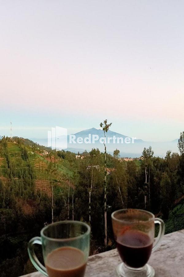Bromo Indah Lestari Homestay RedPartner Pasuruan Extérieur photo