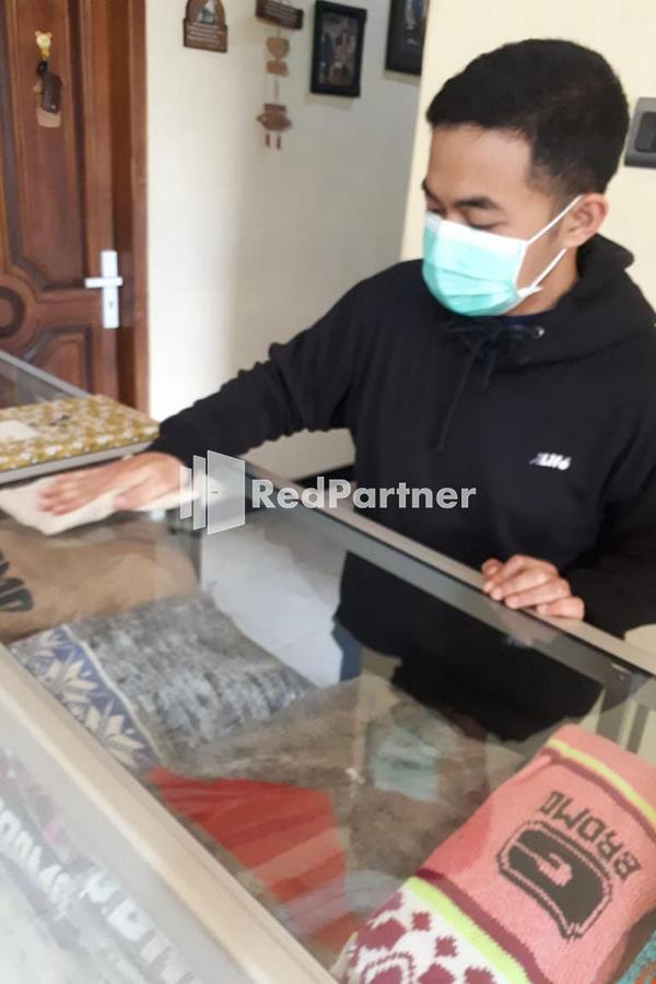 Bromo Indah Lestari Homestay RedPartner Pasuruan Extérieur photo